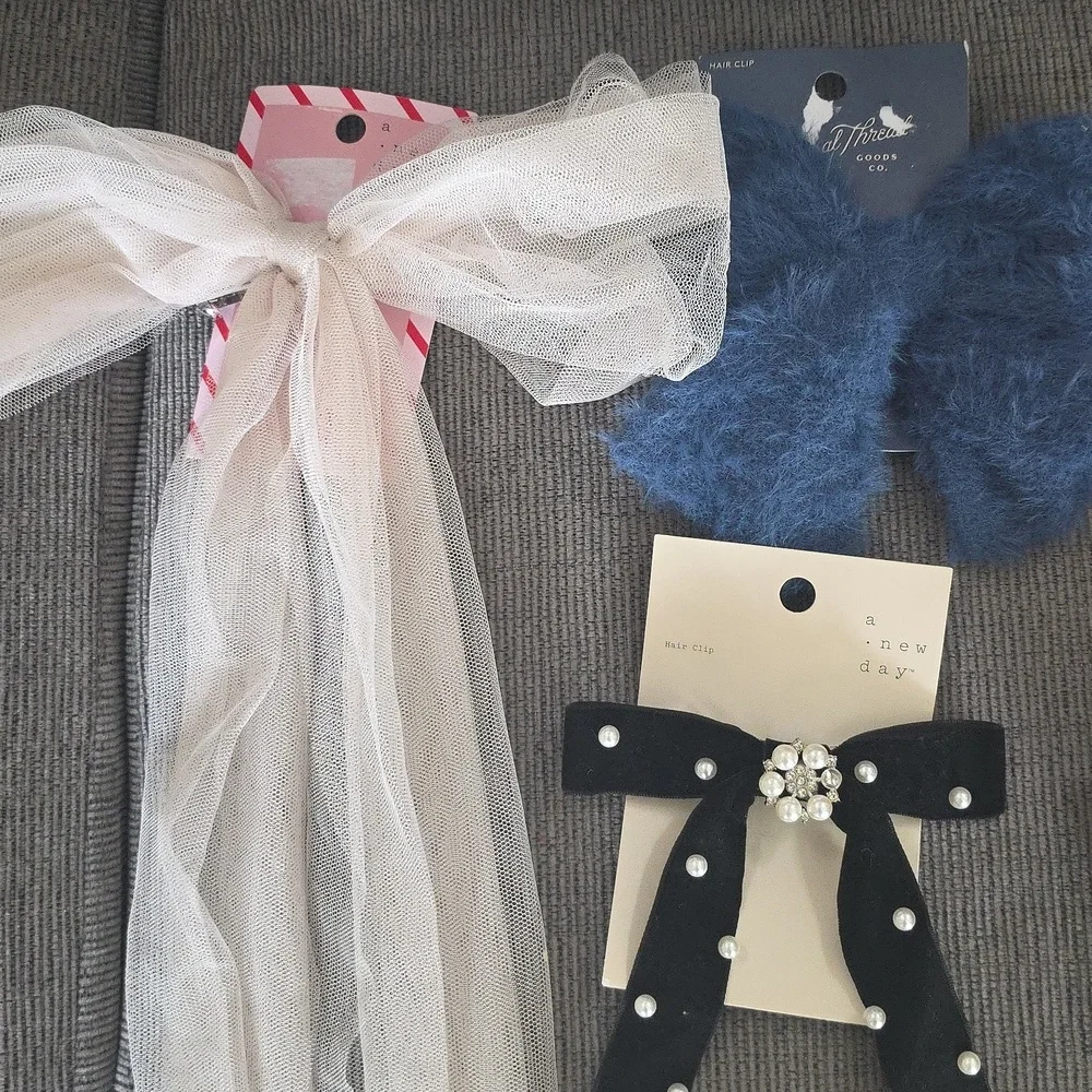 Hair Bow Collection In A Variety Of Colors, 8 NWT